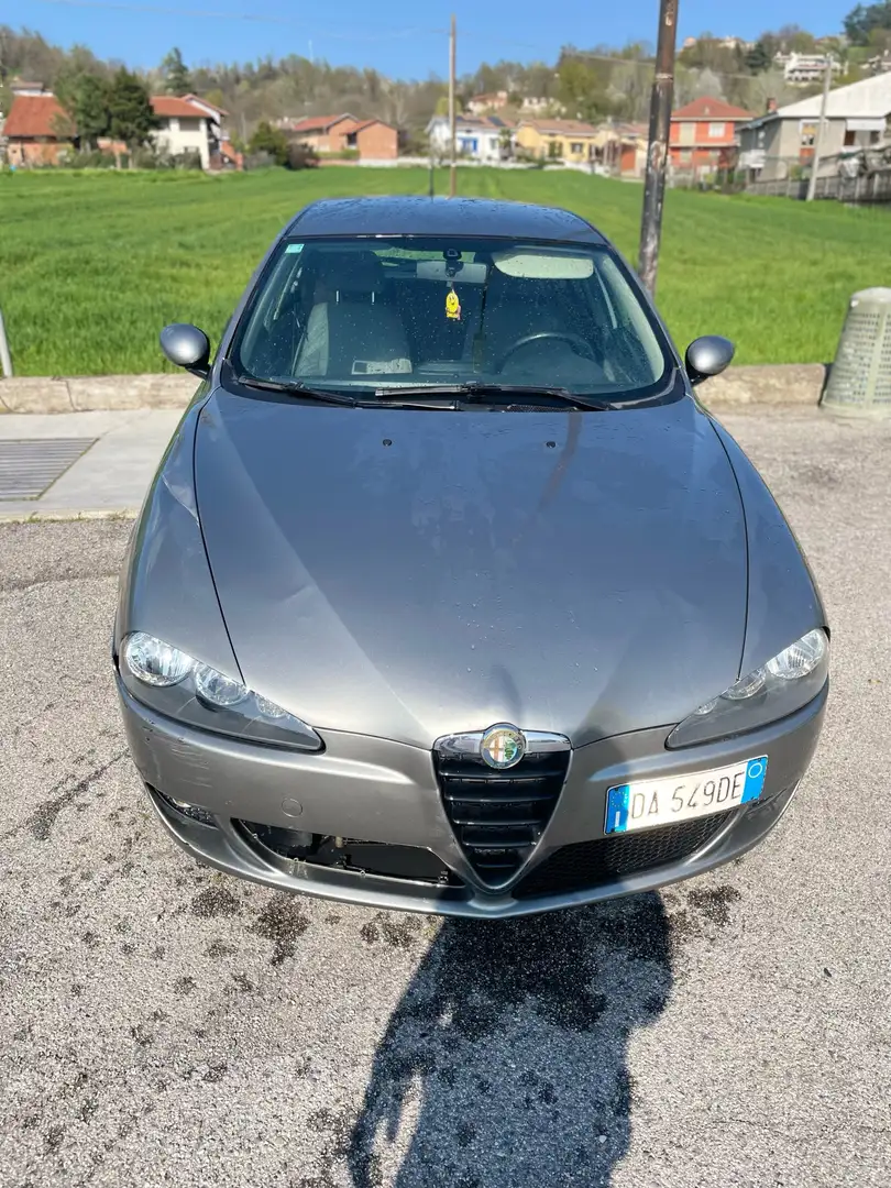 Alfa Romeo 147 1.6 Twin Spark ECO Eleganza - 2