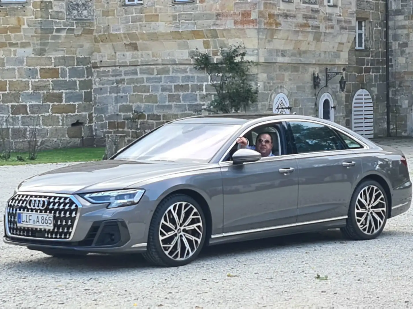 Audi A8 A8 60 TFSI quattro tiptronic Сірий - 1