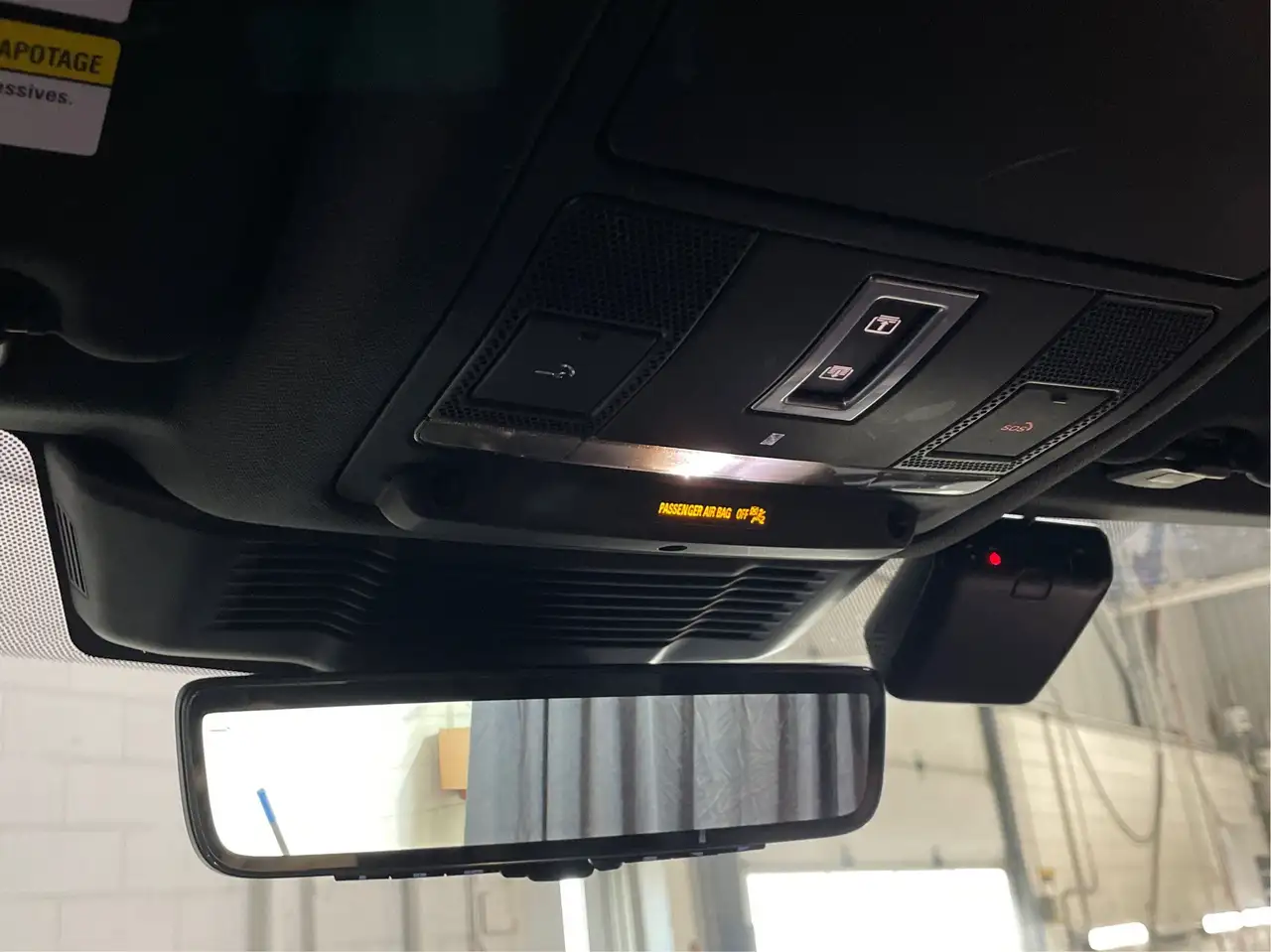 Land Rover Discovery Sport снимка Land Rover Discovery Sport
