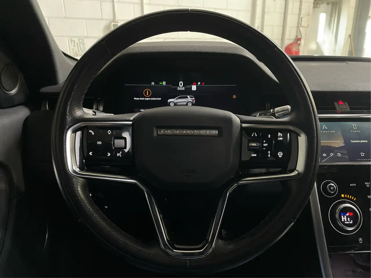 Land Rover Discovery Sport снимка Land Rover Discovery Sport