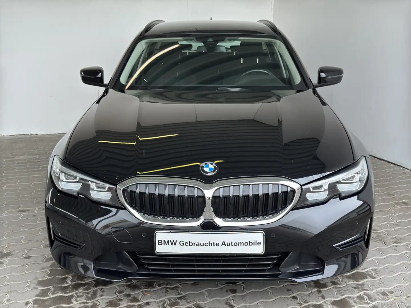 BMW 330 iA Tour. Advantage Navi.LED.M-LR.WLAN.PDCv+h Schwarz - 1