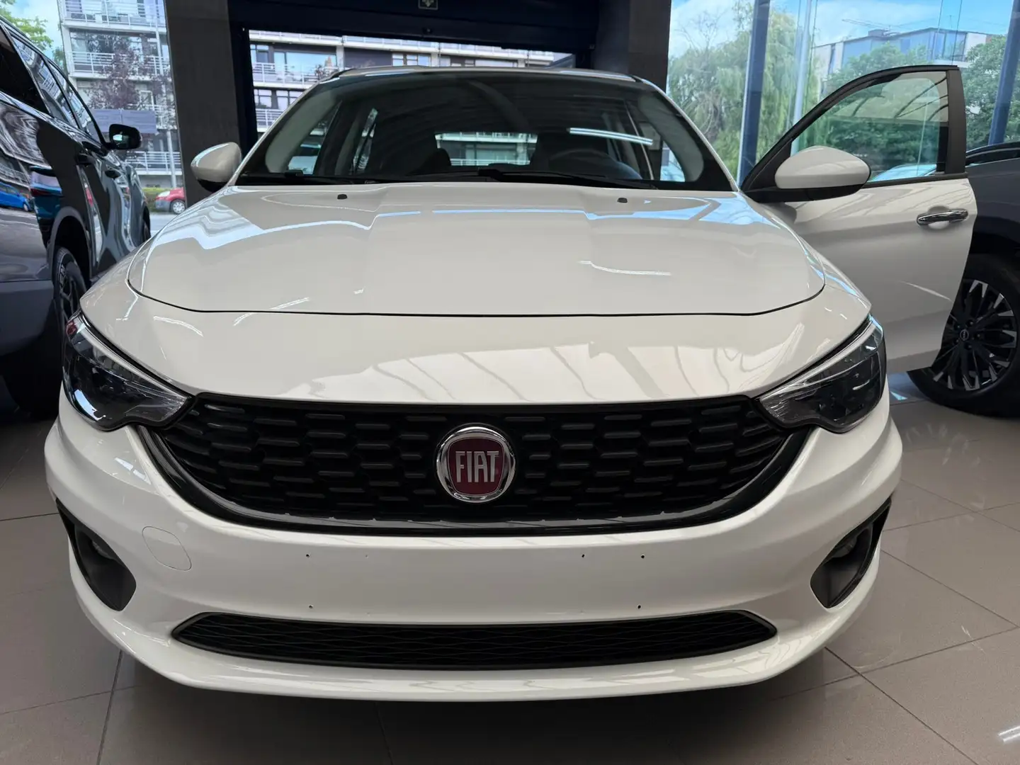 Fiat Tipo Tipo Kombi 1.4i + GPS/AIRCO/PDC - 28.135 km !! Wit - 2