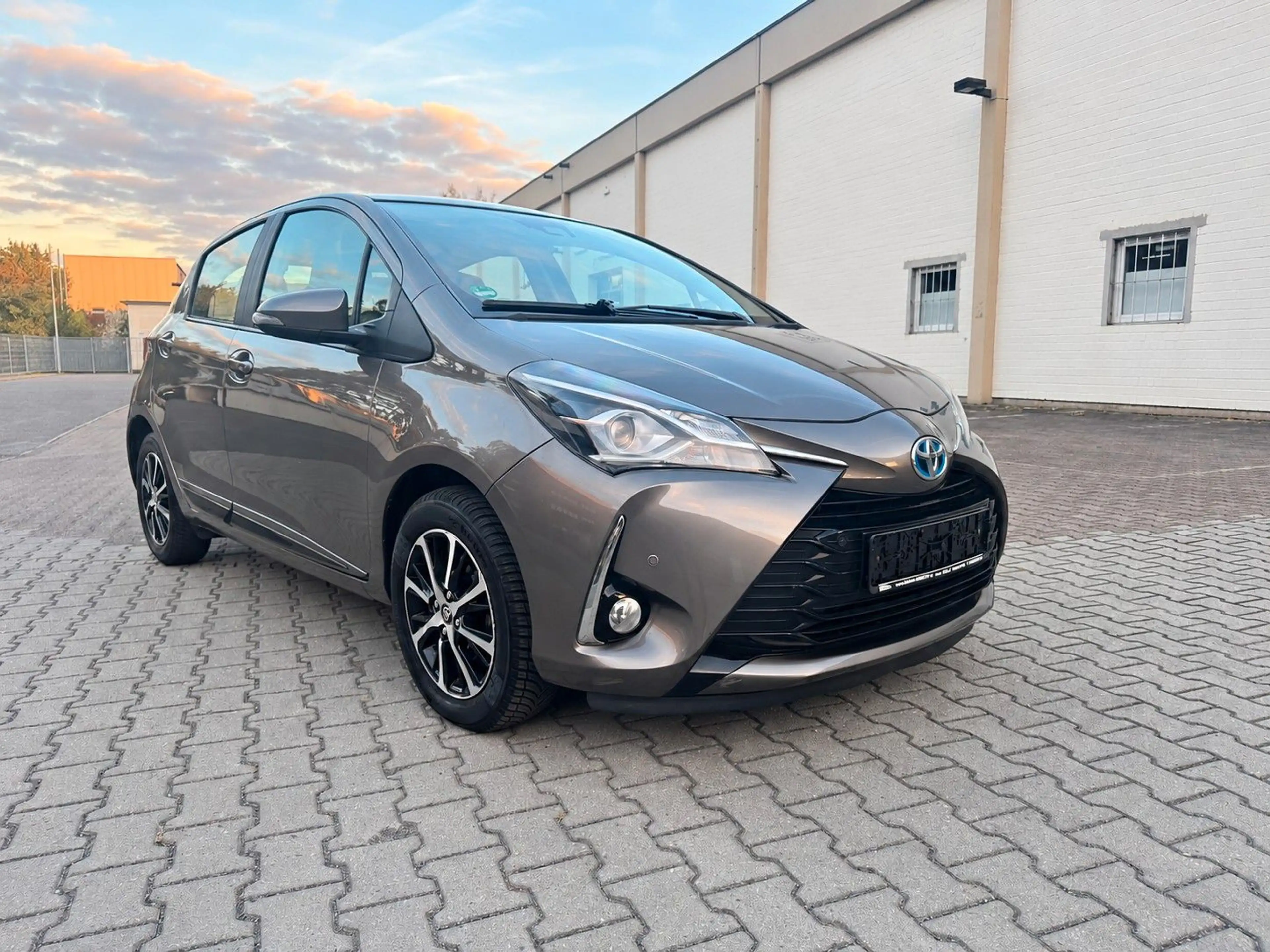 Toyota Yaris Hybrid Team D Automatik — photo 6