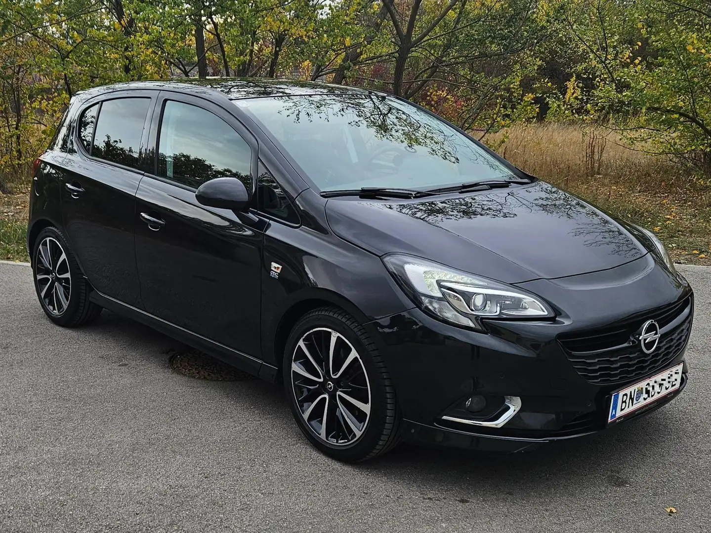 Opel Corsa Corsa 1,0 Turbo Edition Start/Stop System Edition Schwarz - 1