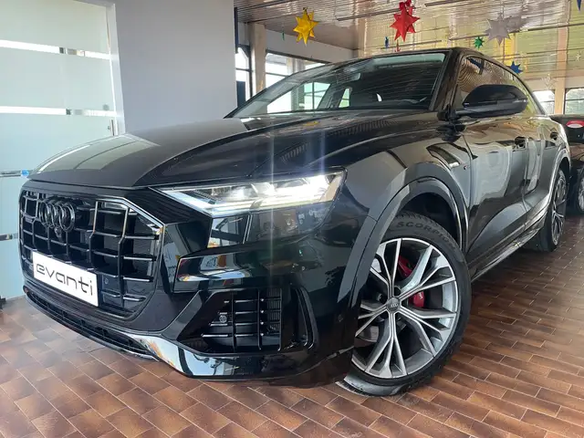 Audi Q8 50 3.0tdi mhev quattro tiptronic 286cv TOTAL BLACK