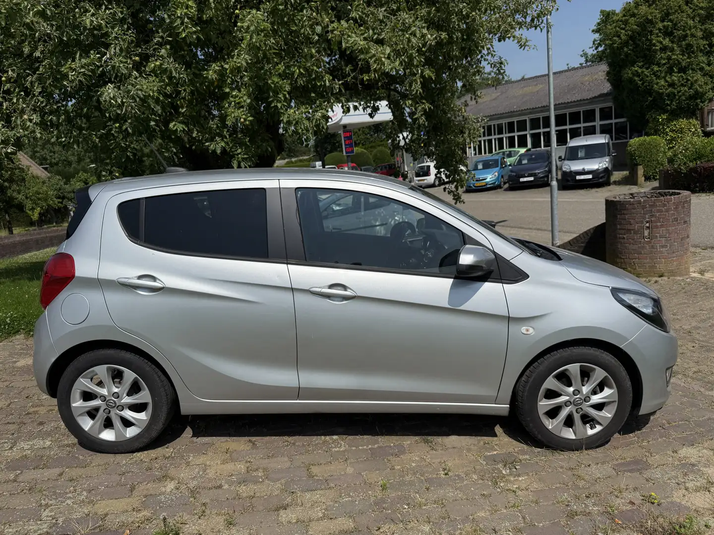 Opel Karl 1.0 ecoFLEX Innovation Airco/Cruise/Lmvelg/Privacy Gris - 2