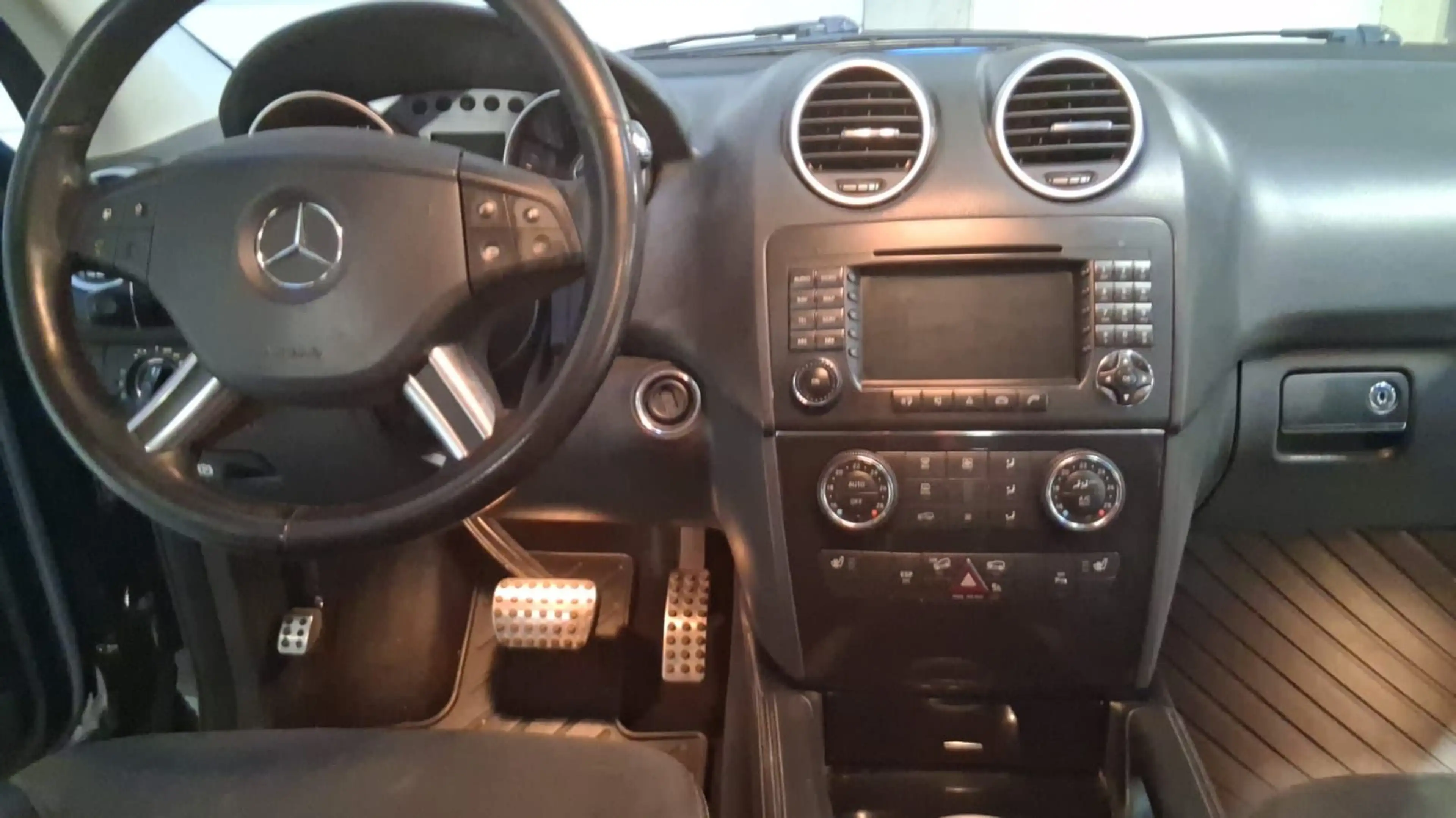 Mercedes-Benz ML 320 ML ML 320 CDI 4Matic — photo 9