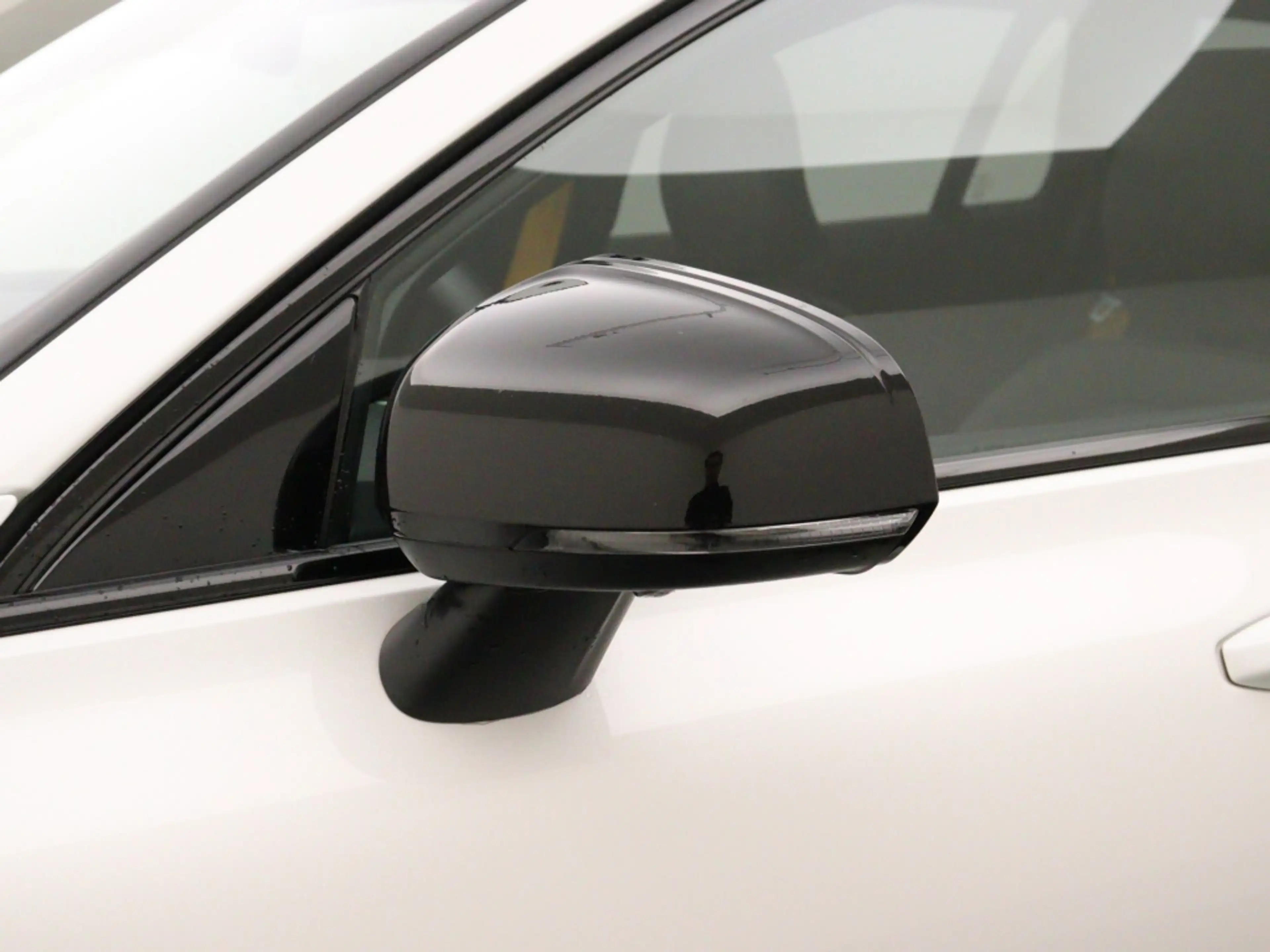 Volvo V60 T8 POLESTAR ENGINEERED BOWERS&WILKINS 20INCH SCHUI — photo 9