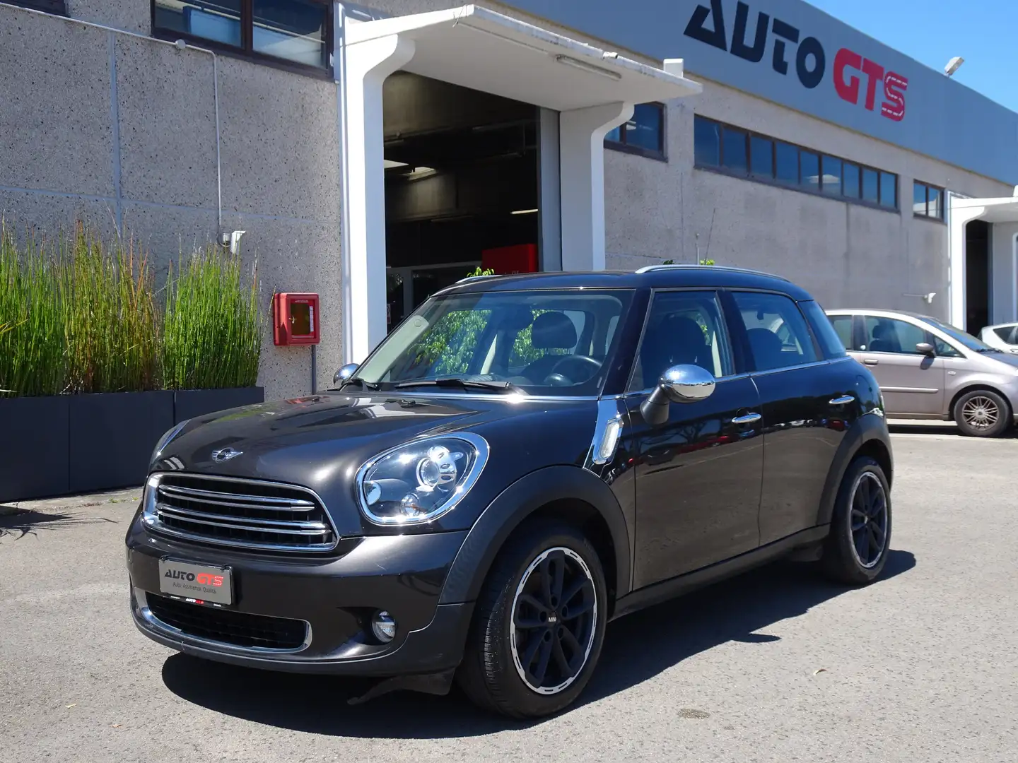 MINI Cooper D Countryman Mini Countryman 2.0 auto E6 MOTORE GUASTO Zwart - 1