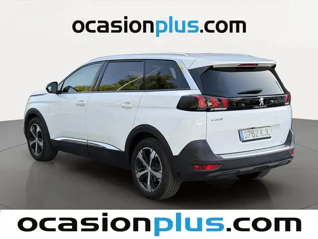 Peugeot 5008 view 3
