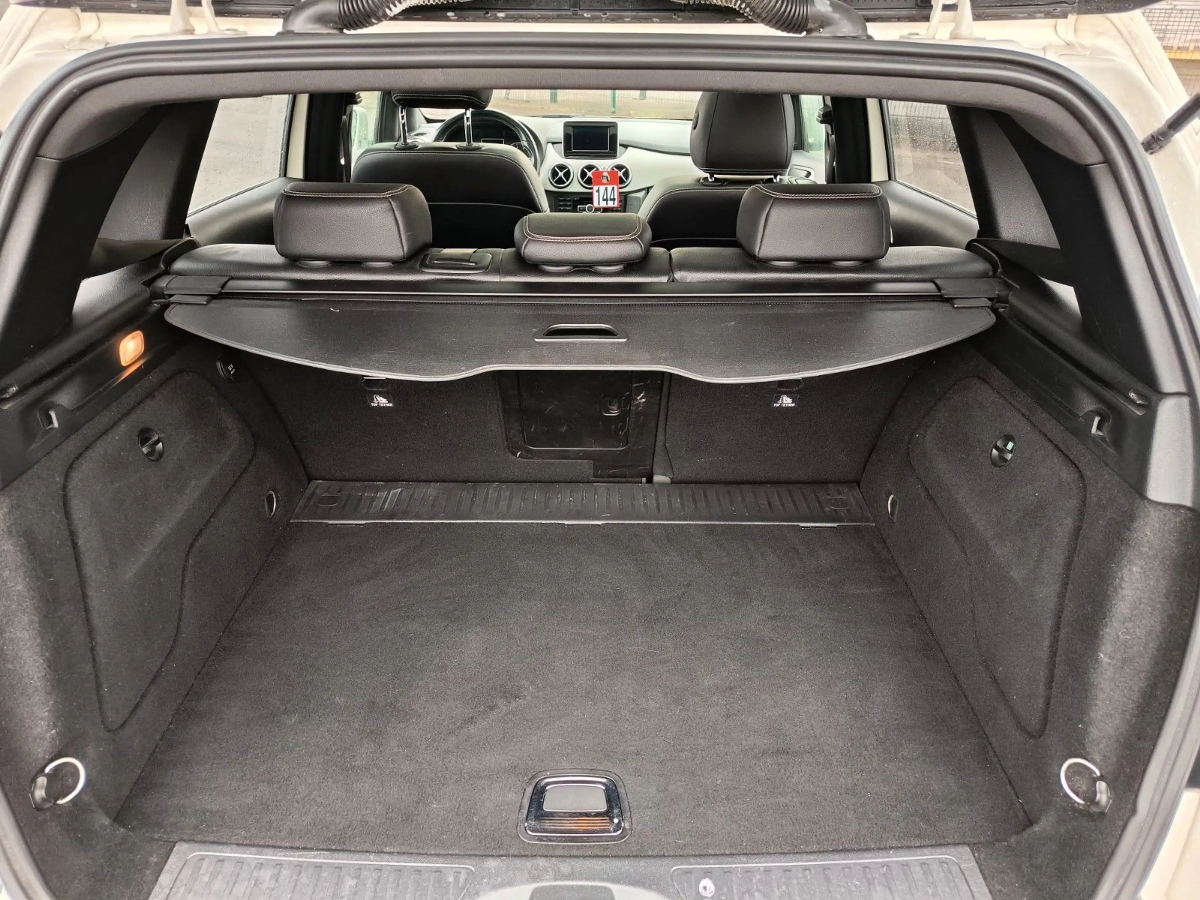 Mercedes-Benz B 220 B 4Matic Sportpaket Automatik — photo 14