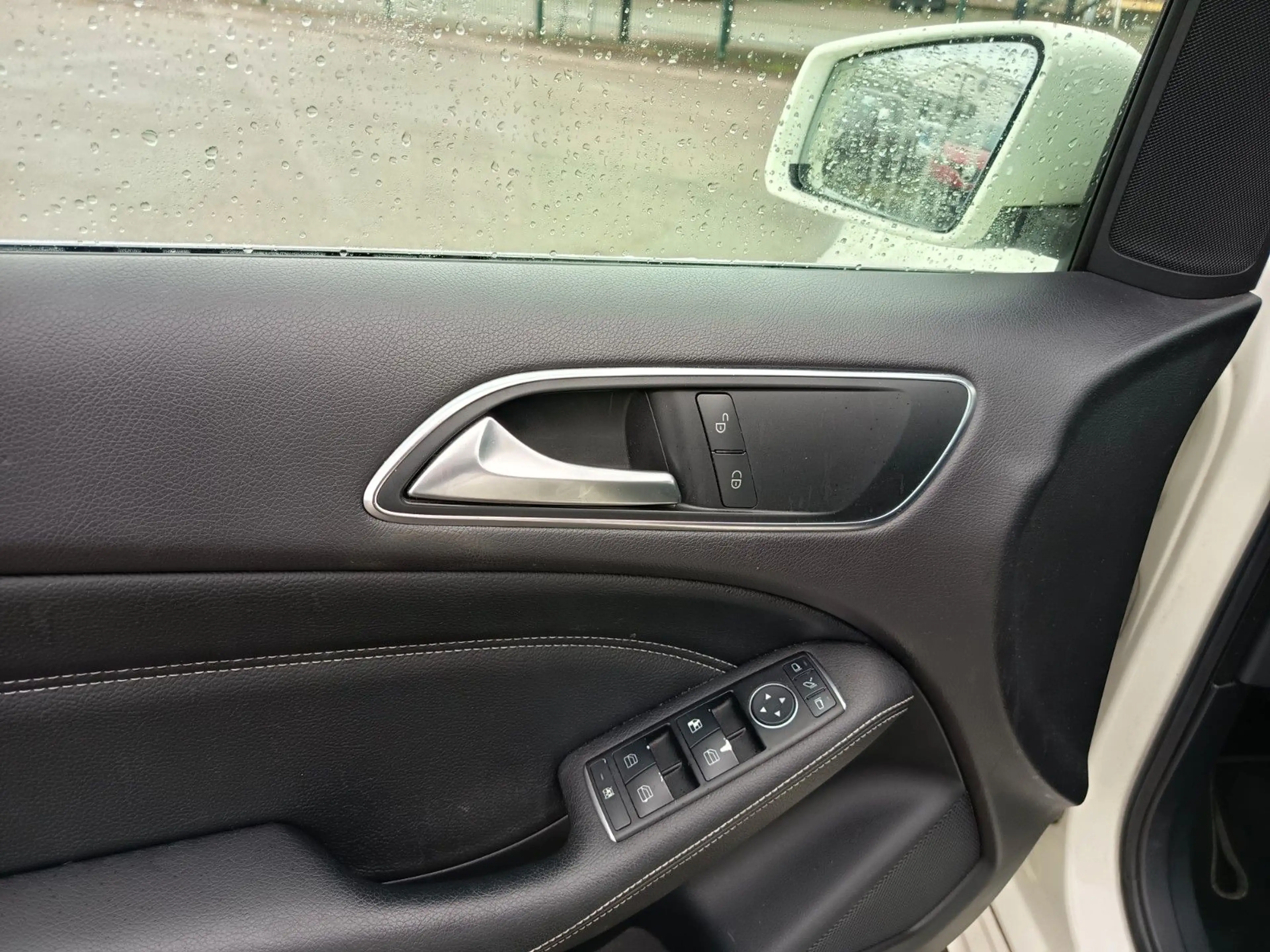 Mercedes-Benz B 220 B 4Matic Sportpaket Automatik — photo 15