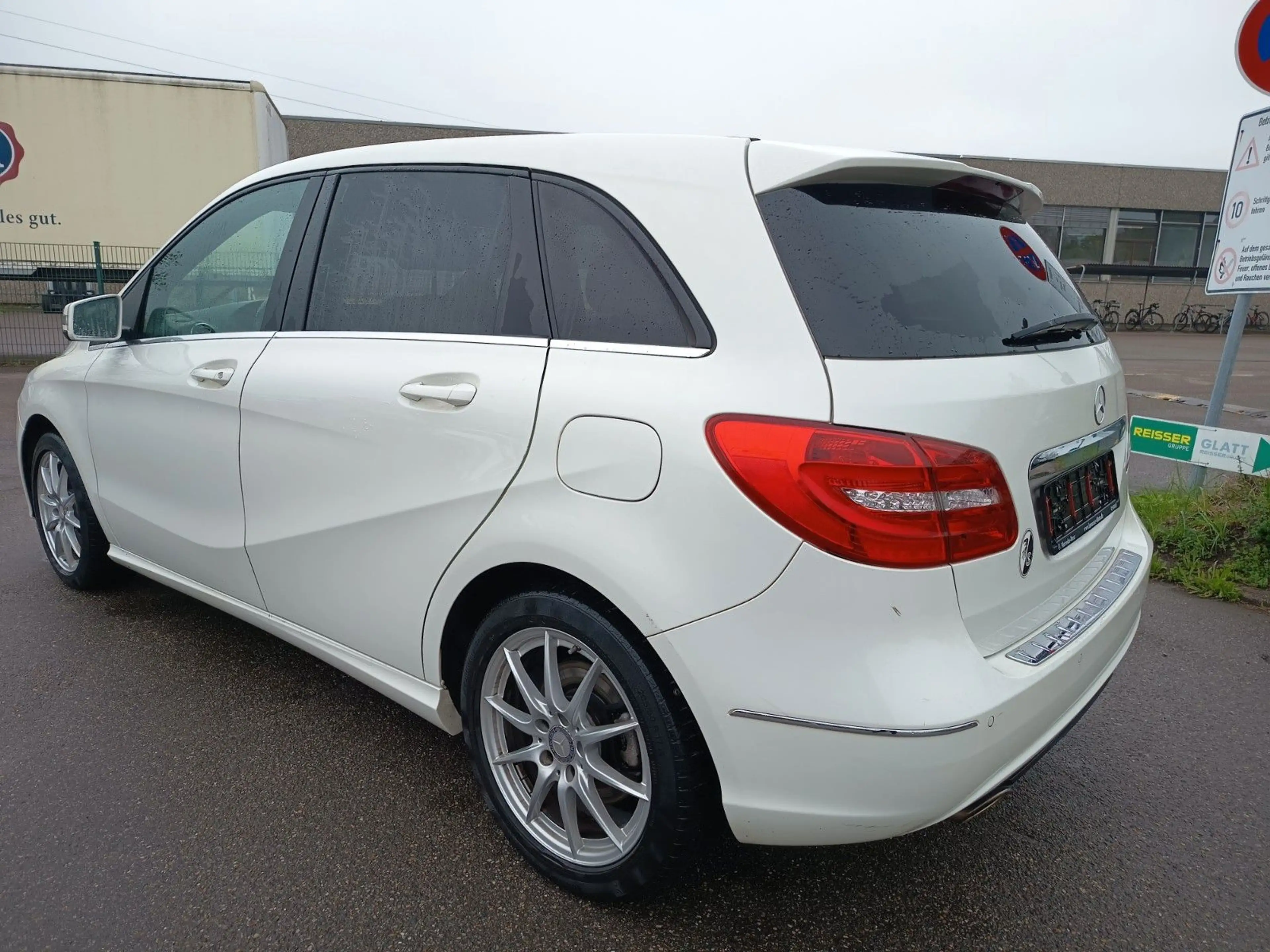 Mercedes-Benz B 220 B 4Matic Sportpaket Automatik — photo 6