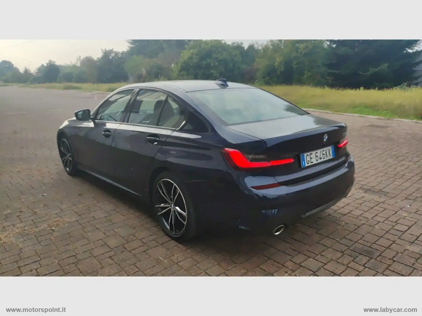 BMW 320 320d 48V Msport Bleu - 2