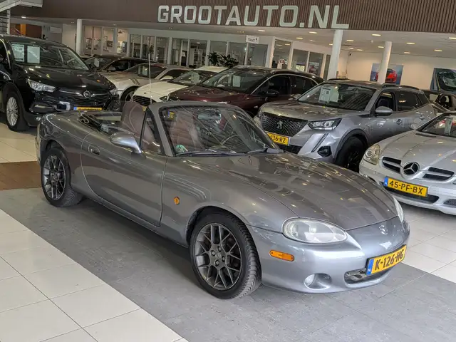 Mazda MX-5 1.6i Exclusive Restauratie Object Stuurbekrachtigi