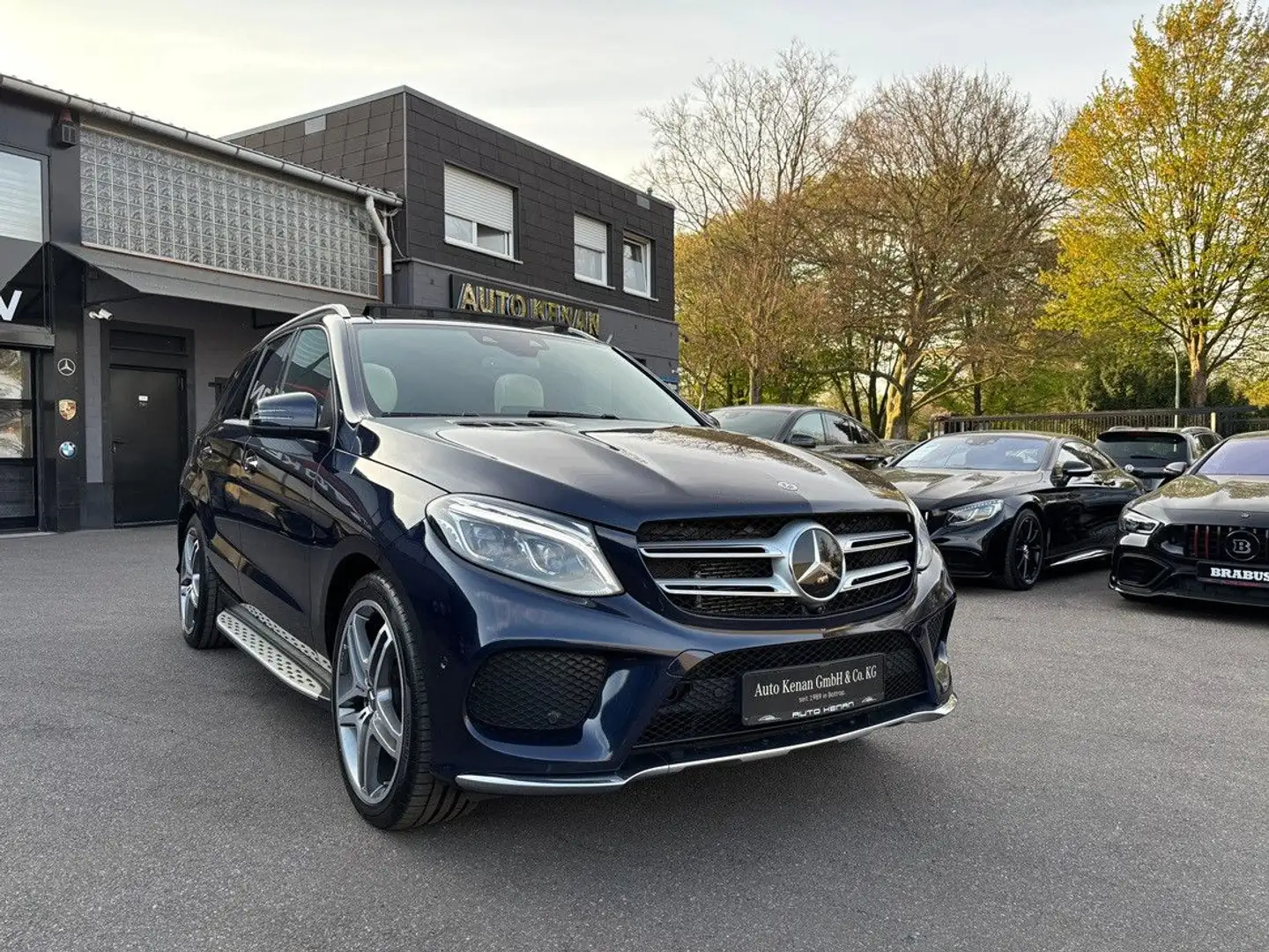 Mercedes-Benz GLE 500 e 4M AMG designo/DTR/Pano/Luft/21/360/AHK Blauw - 1