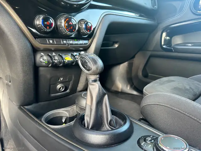 MINI Countryman view 15