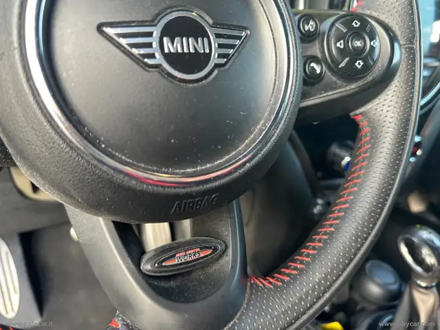 MINI Countryman view 11
