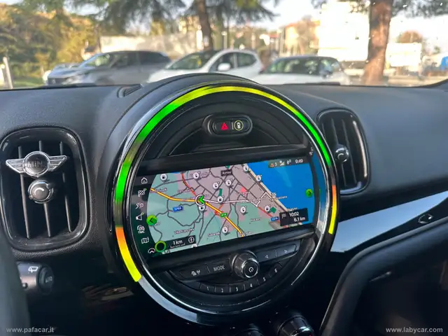 MINI Countryman view 13