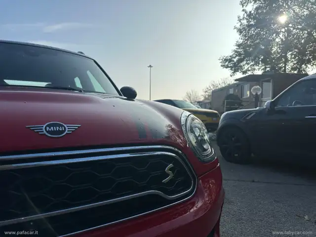 MINI Countryman view 4