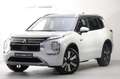 Mitsubishi Outlander PHEV 2,4 4WD Diamond Leder Schwarz AT 25 Weiß - thumbnail 1
