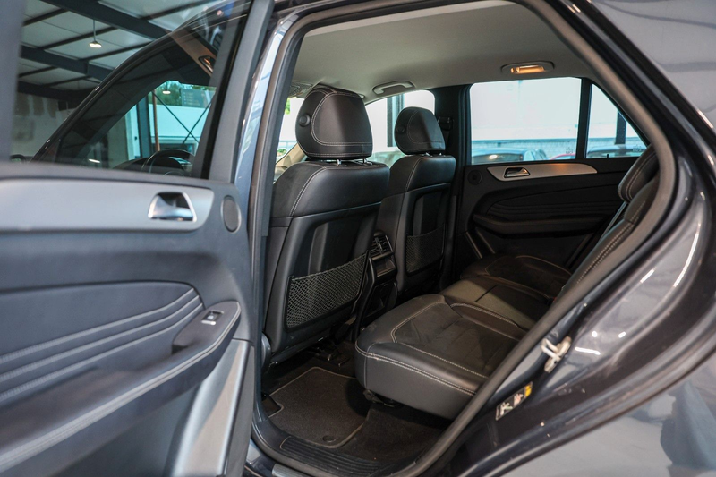 Mercedes-Benz ML 350 Leder Navi Xenon AHK *1.Hand* — photo 13