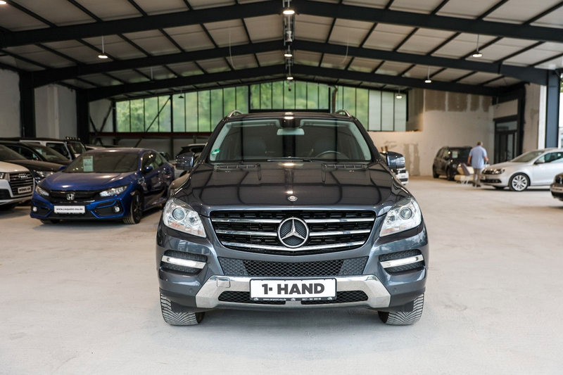 Mercedes-Benz ML 350 Leder Navi Xenon AHK *1.Hand* — photo 7