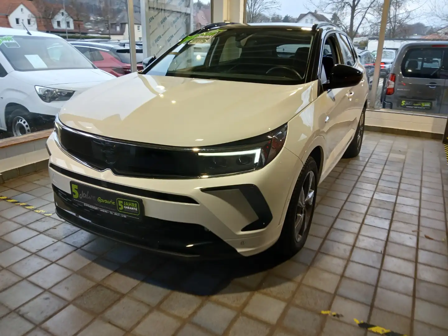 Opel Grandland 1.6T ACC+LED+Navi+Sitzheizung,Klima Weiß - 2