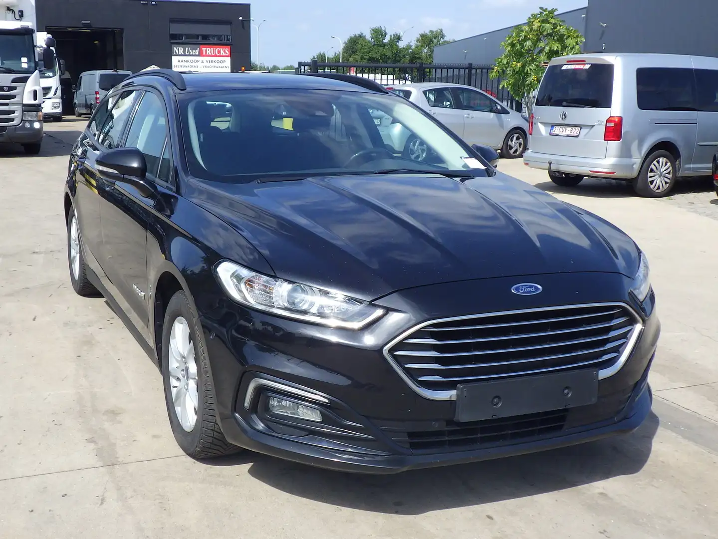 Ford Mondeo (Stock ID 87003) Noir - 1