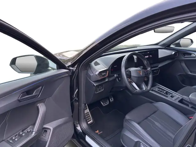 Cupra Formentor view 14