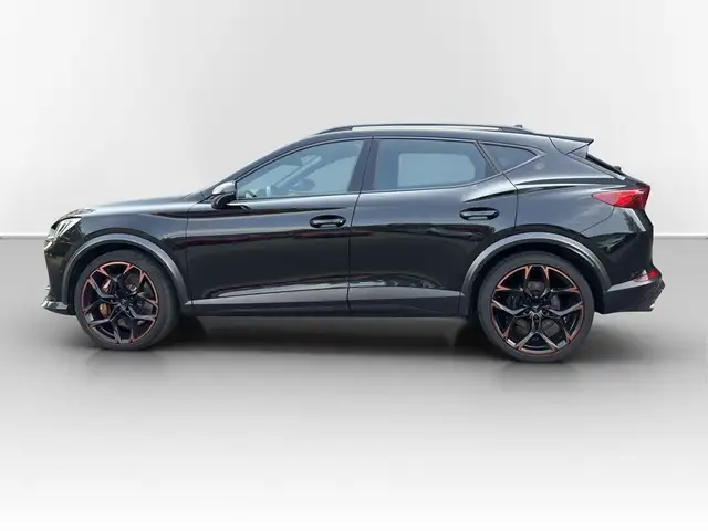 Cupra Formentor view 11