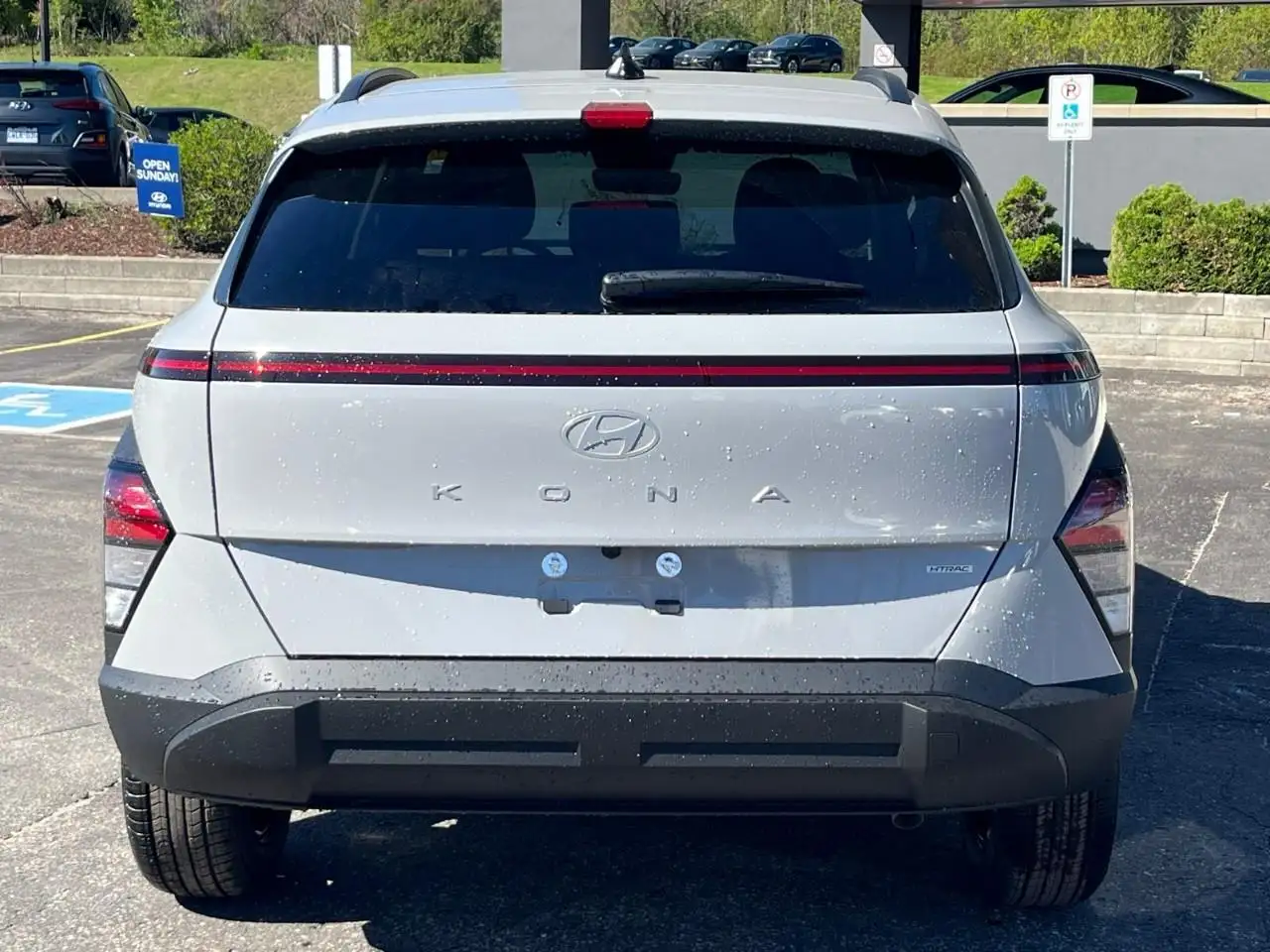 Hyundai KONA снимка Hyundai KONA