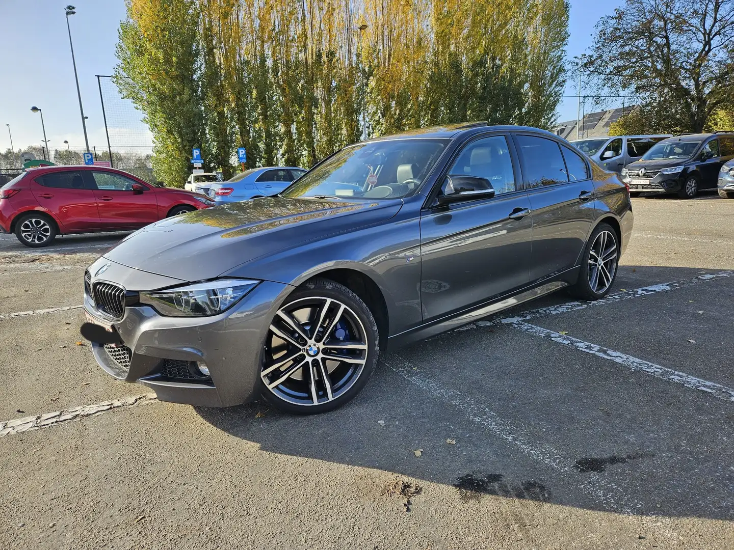 BMW 330 330iXAS Grijs - 1