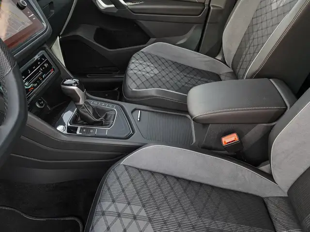 Volkswagen Tiguan view 15