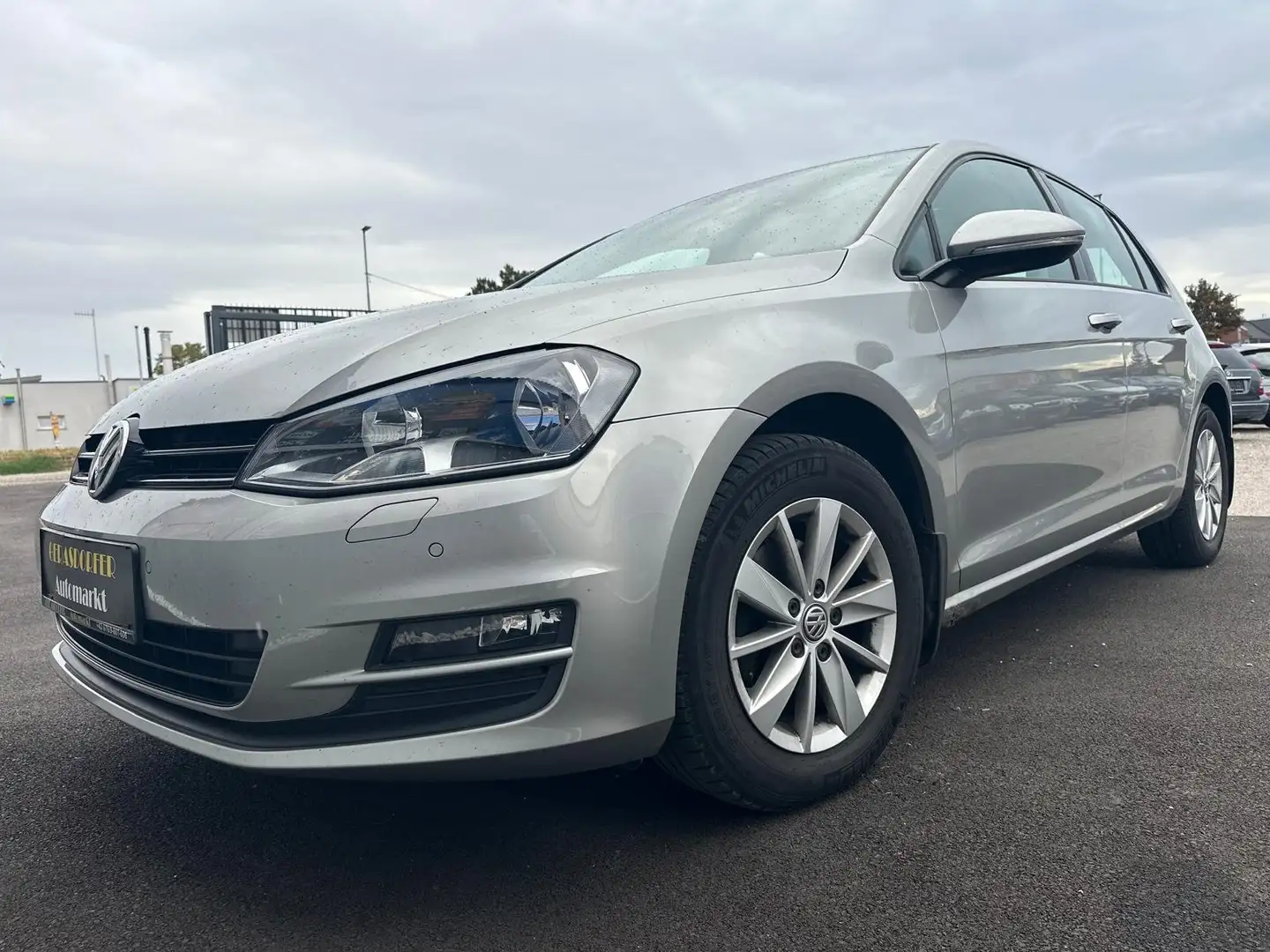 Volkswagen Golf 1.6 TDI Rabbit *Wenig KM*1-Besitz*Finanzierung* Grau - 2