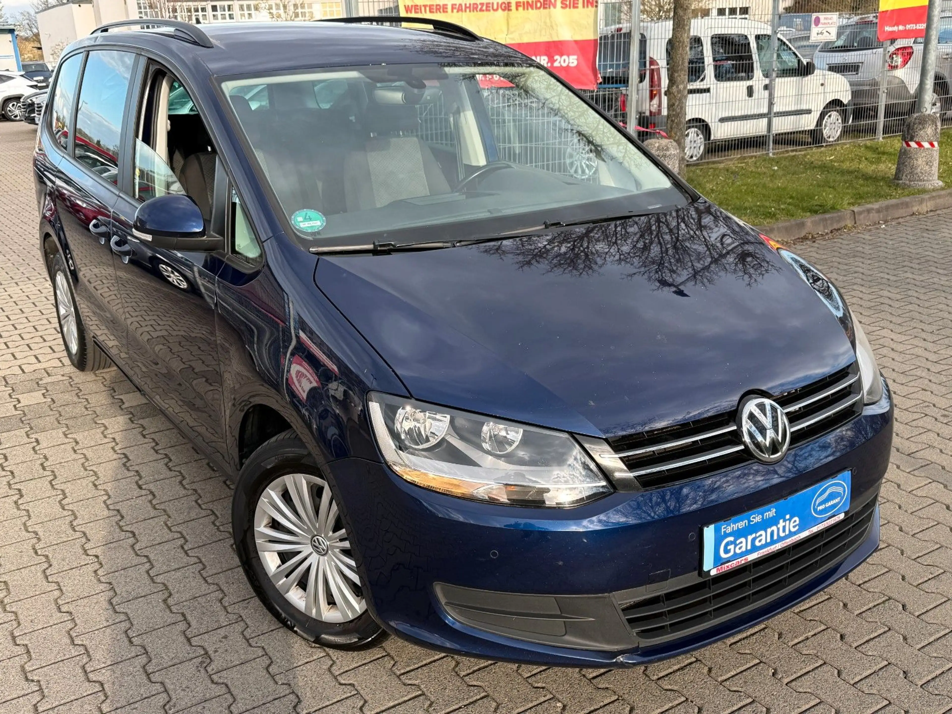 Volkswagen Sharan 2.0TDI DPF BMT.*GR.NAVI*7.SITZE*PDC*SHZ**