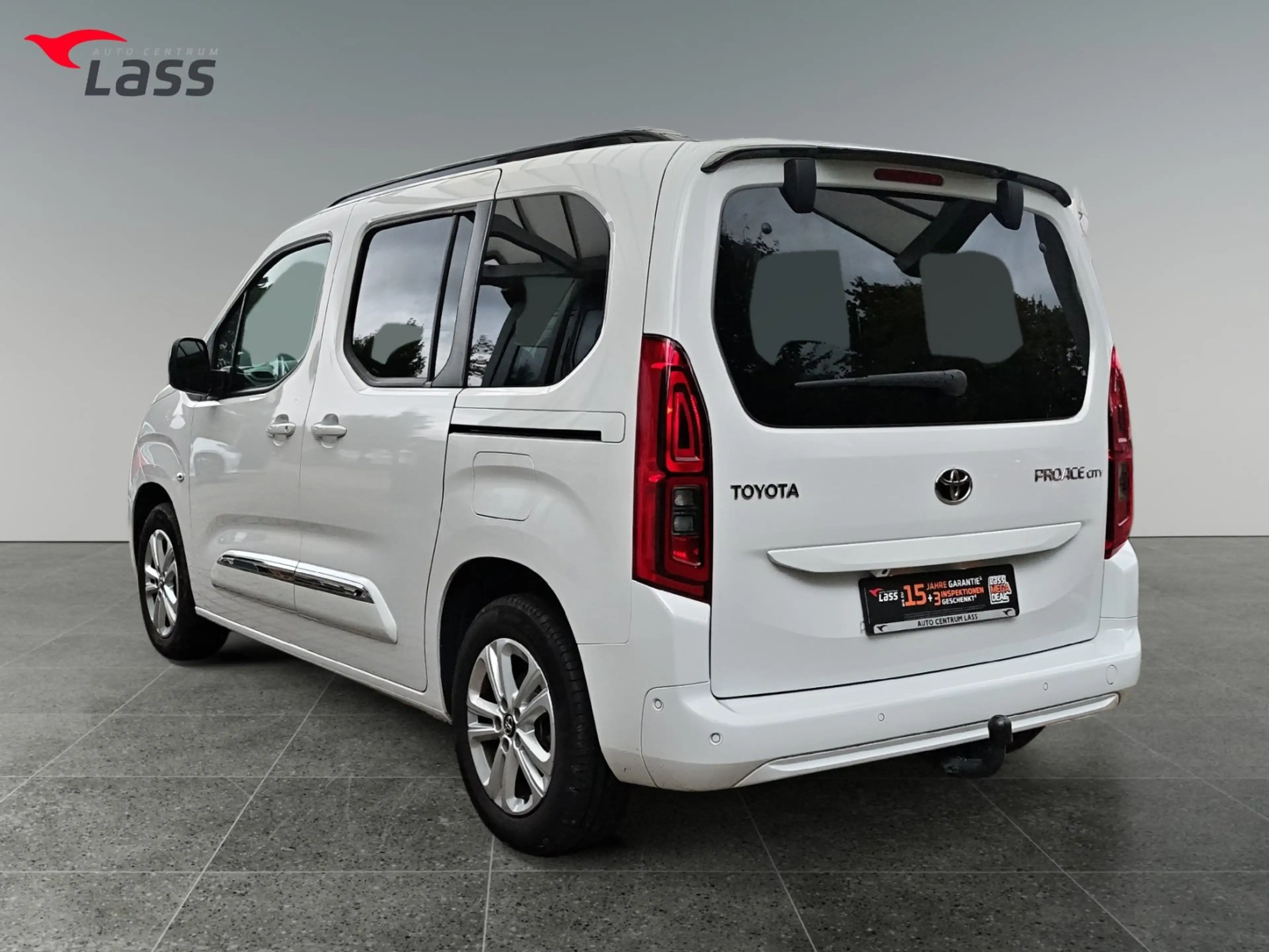 Toyota Proace City Verso 1.5 D-4D L1 D Team Deutschland — photo 4