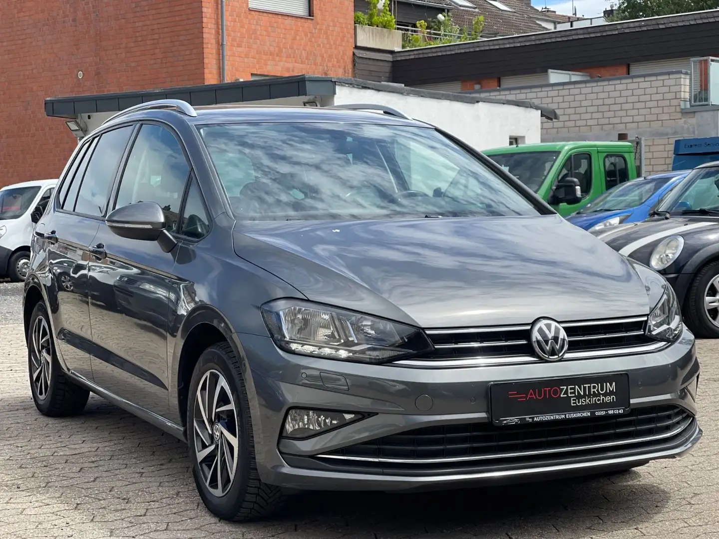 Volkswagen Golf Sportsvan VII Join Autom. | Navi | Assist|+ Grau - 1