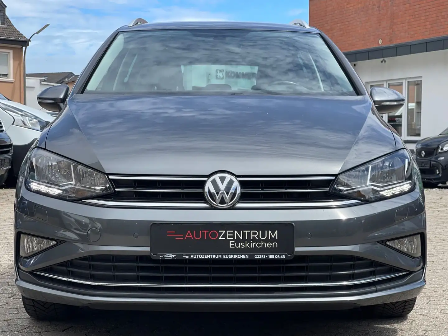 Volkswagen Golf Sportsvan VII Join Autom. | Navi | Assist|+ Grau - 2