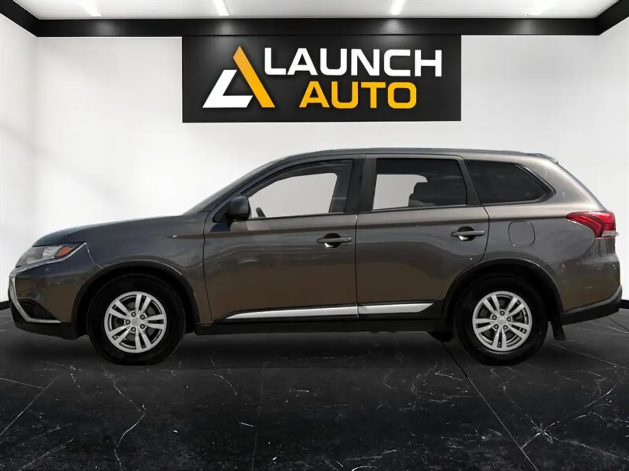 Mitsubishi Outlander снимка Mitsubishi Outlander