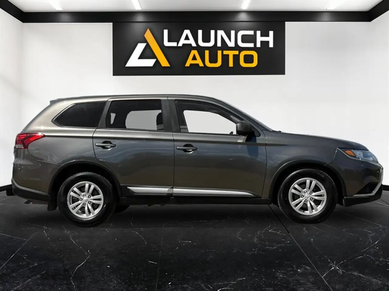 Mitsubishi Outlander снимка Mitsubishi Outlander