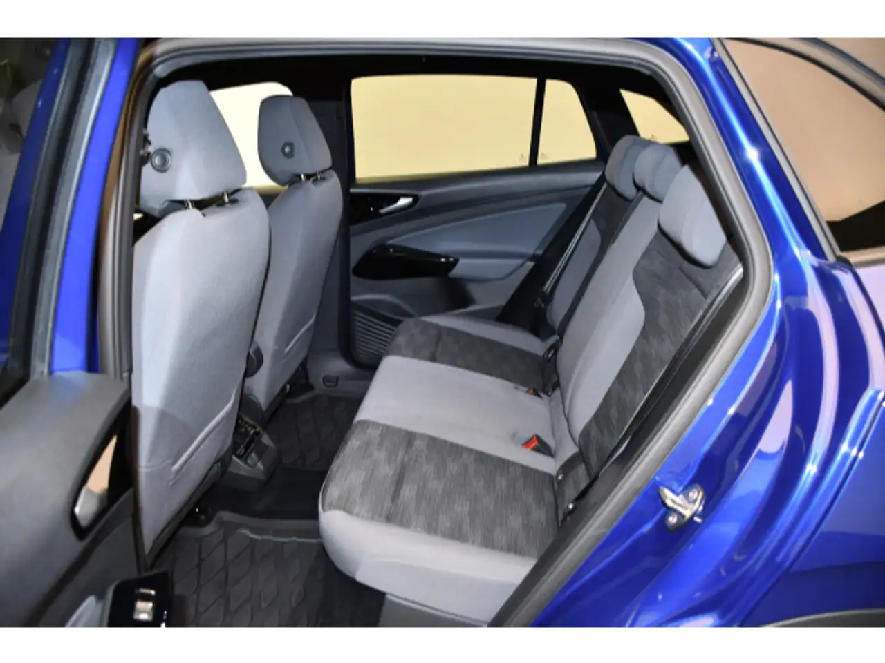 Volkswagen ID.4 Pro Performance Matrix/ACC/AHK 9