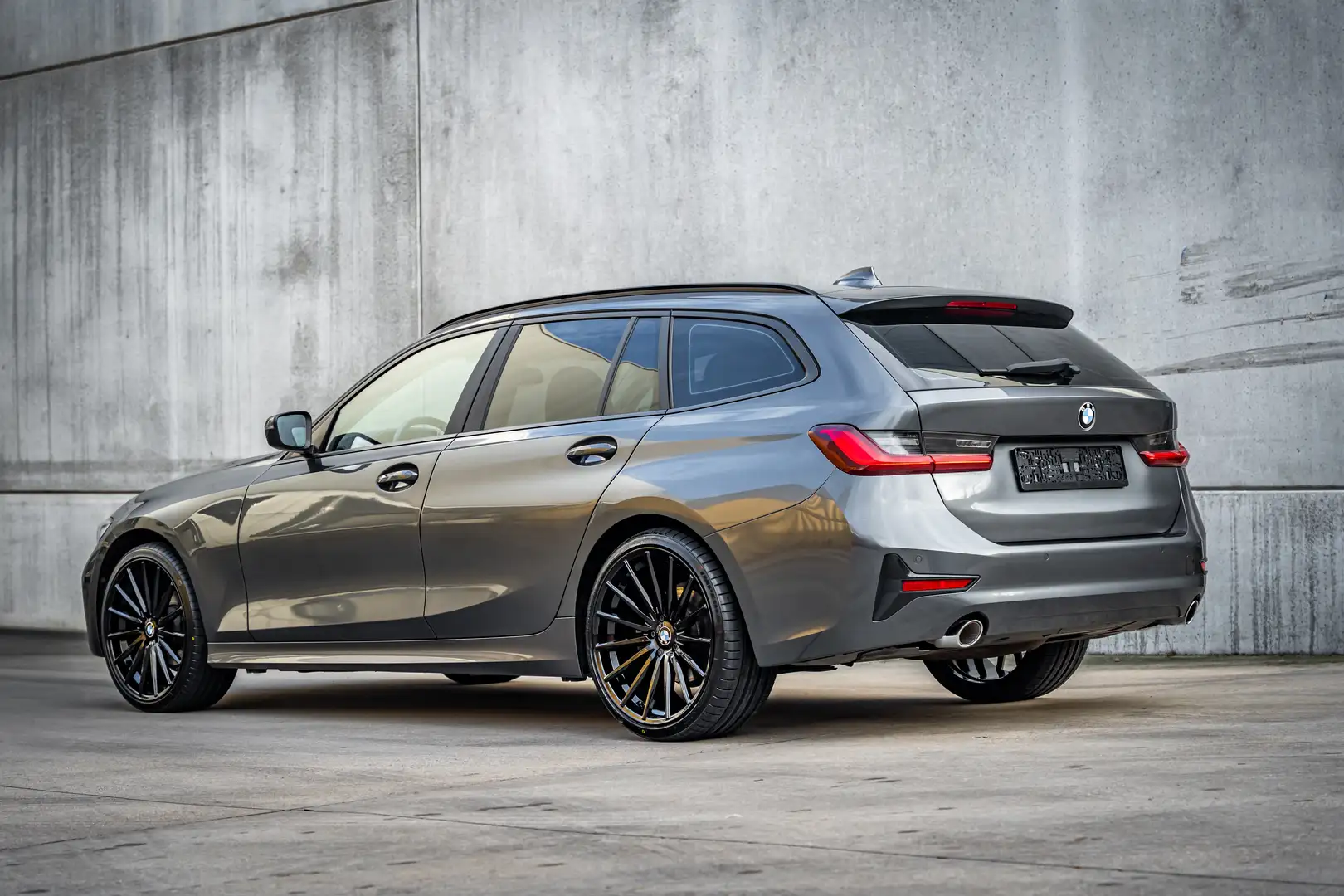 BMW 318 M-LOOK Grijs - 2