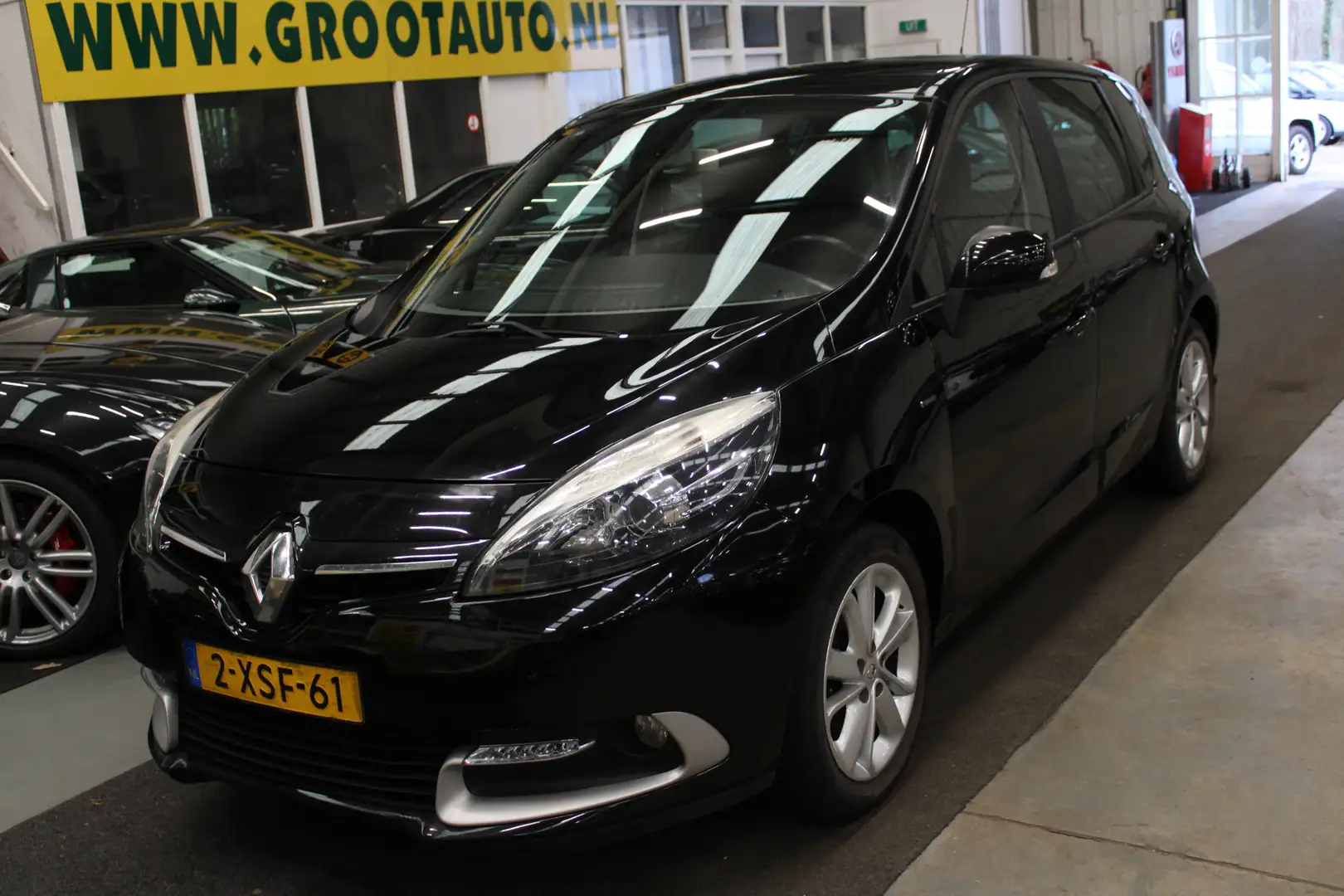 Renault Scenic 1.2 TCe Limited Airco, Cruise Control, Trekhaak, S Zwart - 1