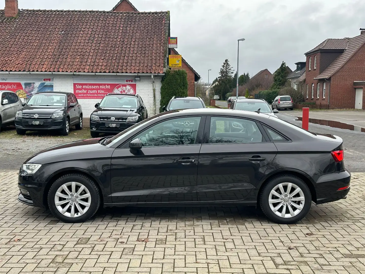 Audi A3 Limousine 2.0 TDI, Xenon, Zahnriemen neu Braun - 2