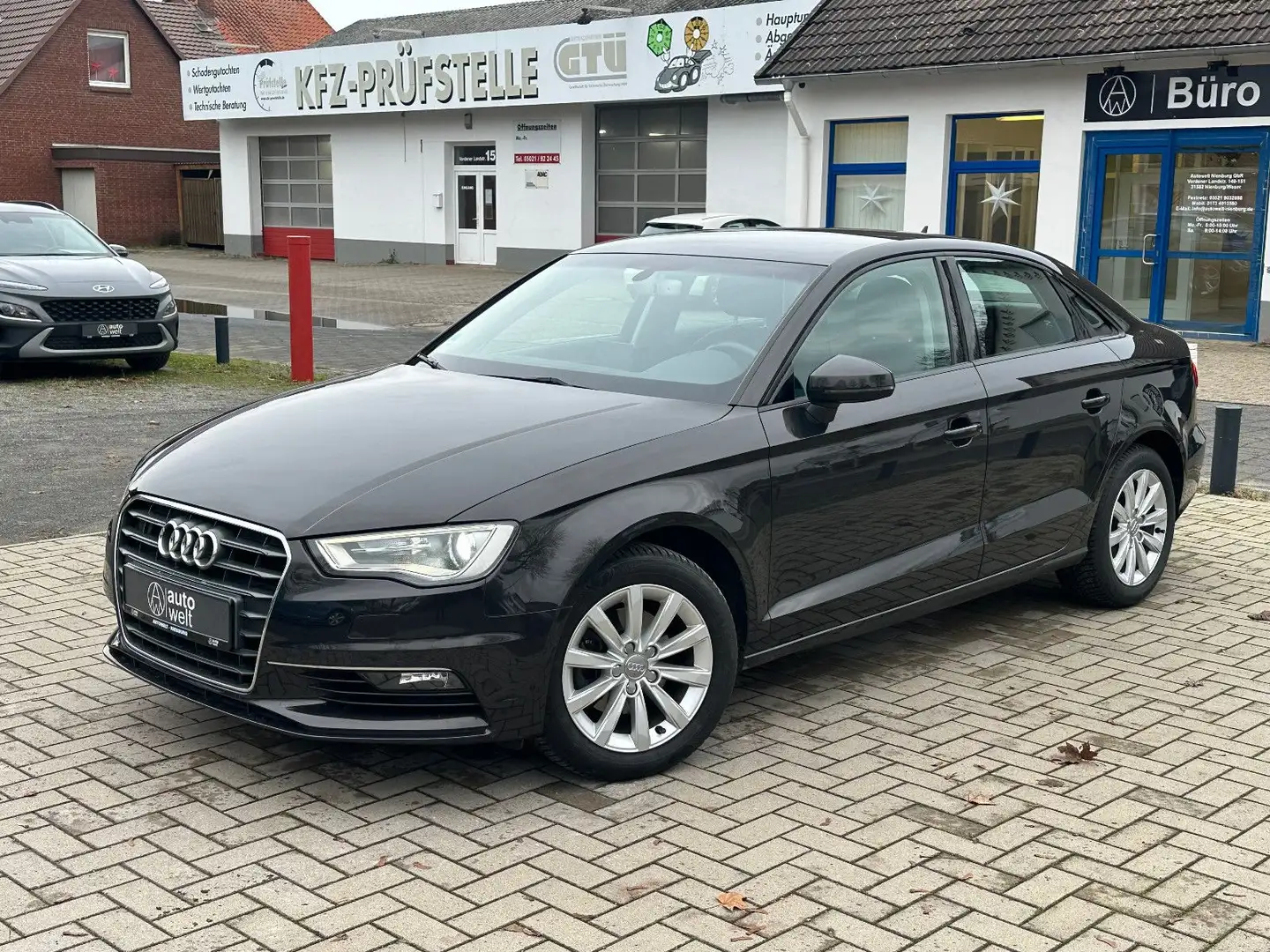 Audi A3 Limousine 2.0 TDI, Xenon, Zahnriemen neu Braun - 1