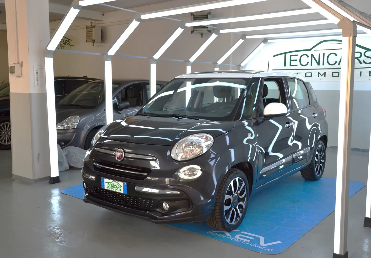 Fiat 500L 500L 1.4 Lounge 95cv my19 Nero - 2