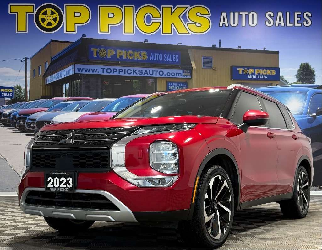 2023 Mitsubishi Outlander LE, AWD, Loaded, Accident Free & Certified!
