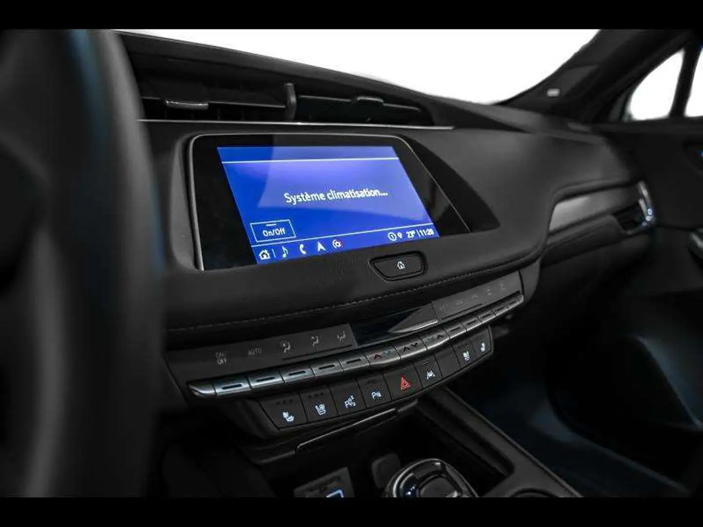 Cadillac XT4 2.0 PREMIUM LUXURY AWD Weiß - 2