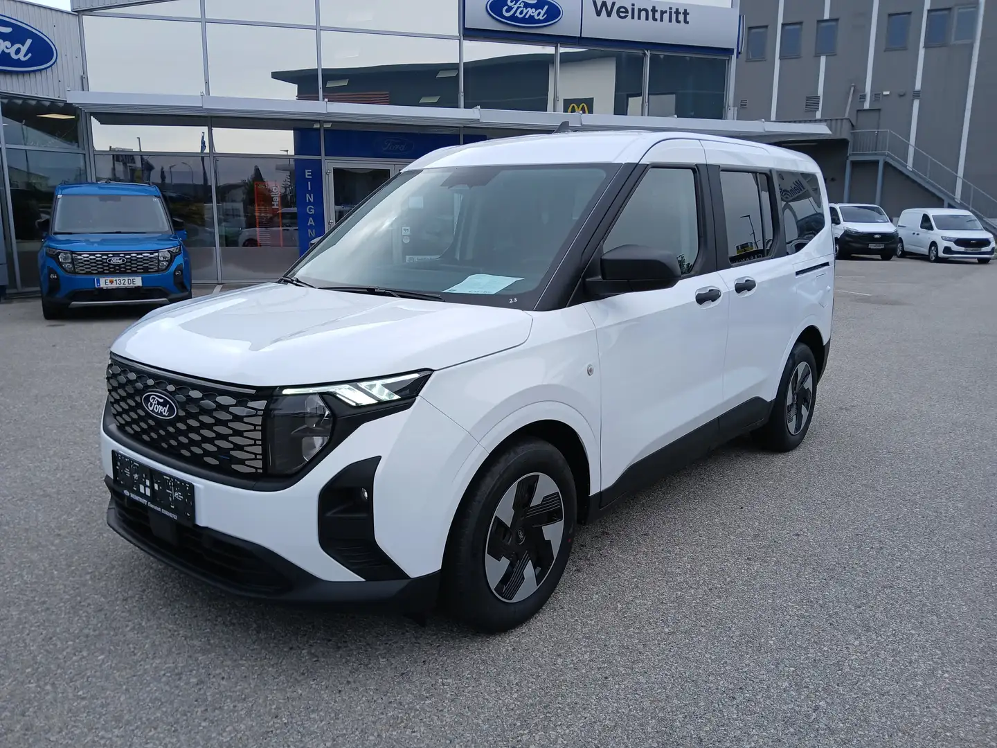 Ford Tourneo Courier E-Tourneo Trend Blanc - 1